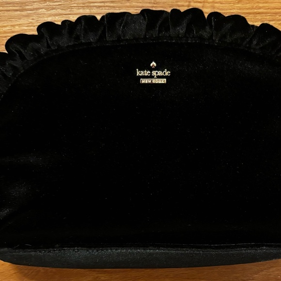 NWOT Kate Spade Velvet Clutch Could be cosmetic bag Ruffles Gold hardware NEW - Picture 3 of 16